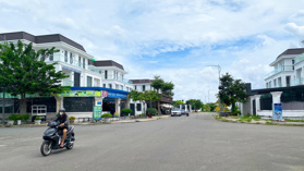 Bán biệt thự hoàn thiện 225m2, gần bến tàu Phú Quốc, Đường Nguyễn Bỉnh Khiêm, KĐT Tây Bắc Rạch Giá