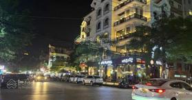 Bán nhà siêu rẻ mặt đường Văn Cao