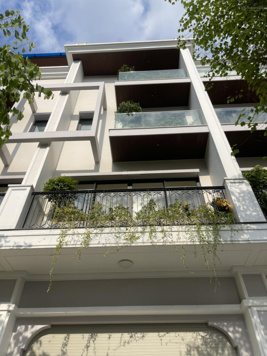 Chính chủ chuyển sang Ciputra cần bán căn LK 75m2 hướng Đông Nam, view công viên, 24,5 tỷ