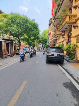 Chỉ 27 tỷ - Bán nhà mặt phố Nguyễn Thị Định 69m2 - Mặt phố chính đường rộng 50m