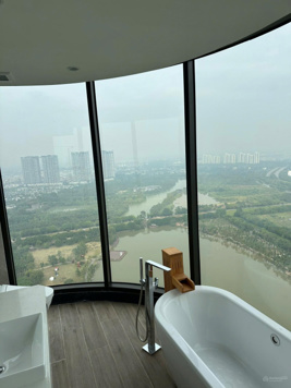 Bán căn hộ số 10 3PN 3WC The LandMark Ecopark view hồ thiên nga giá chỉ 8,7 tỷ, liên hệ: 0862 292 456