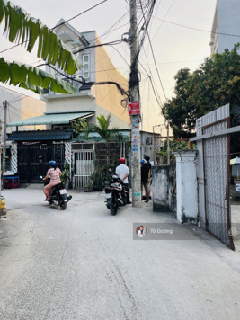 Bán lô đất đường Song Hành QL22, thị trấn Hóc Môn