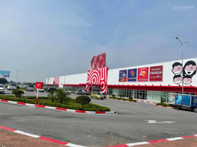 Bán nhà 3 tầng cạnh căn góc đường Phùng Chí Kiên khu đô thị Hòa Vượng, phường Lộc Hòa, Tp. Nam Định