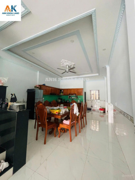 Hàng hiếm, bán gấp nhà 3 lầu mới, hẻm 7 mét, đường số 10, diện tích 5x18m, vuông vức, giá bán 5 tỷ