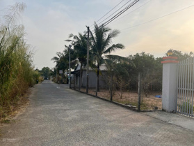 Bán lô đất ở 2000m2, đường 3/2 Tp Phú Quốc, hẻm 7m toàn biệt thự. Xây dựng hay phân lô đều đẹp