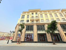 Bán nhanh Shophouse gần 10 tòa chung cư, trường học, DT 75m2 ở Vịnh Tây, giá 9,2 tỷ tại VHOP 3