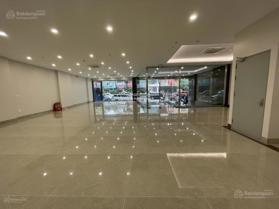 Siêu phẩm tòa nhà mặt phố Lê Văn Lương 200m2 10 tầng, 1 hầm, mặt tiền 10m, vừa hoàn thiện, đủ PCCC