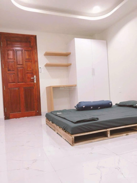 Cách mạng tháng tám giáp Quận 10, 4 tầng 7 phòng ngủ nhà mới giá chào 8,2 tỷ còn thương lượng