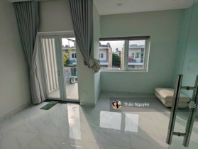Chính chủ cho thuê nhà phố 75m2 vali vào ở chỉ 15tr alo 0979 940 549 Thảo Nguyên