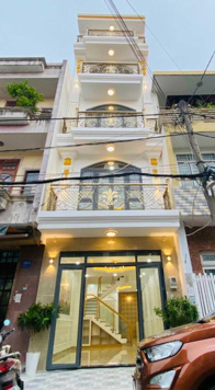 Nhà mới xây hẻm 8m 1 sẹc Nguyễn Văn Lượng P10, ngay Cityland Park Hills, 4x20m 4 lầu 5pn - 6wc 25tr