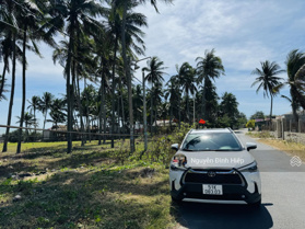 Bán 3566m2 đất mặt tiền biển Nguyễn Cơ Thạch, Mũi Né