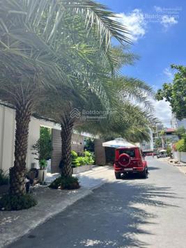 Cần cho thuê nhà 780/16 Sư Vạn Hạnh đối diện Vạn Hạnh Mall, hẻm xe tải. LH: 0909 341 084 A Thuận