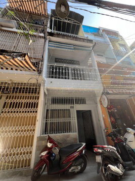 Cho Thuê Nguyên Căn Nhà Riêng 3 Tầng, Vị Trí Đắc Địa Tiện Nghi Đầy Đủ