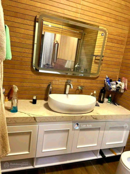 Bán nhà Chùa Láng, 2 thoáng, gara 2 ô tô, thang máy, vỉa hè, kinh doanh, siêu phẩm để ở, 63m2*5T