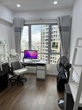 Căn hộ 2PN - Tháp thương mại - View hồ bơi - Giá chỉ 33 triệu - LH Lavish Properties xem nhà ngay