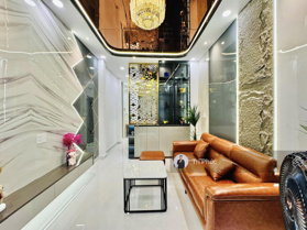 Nhỉnh 7tỷ, nhà mới đẹp, xe hơi đỗ cửa ngay khu VIP Đoàn Thị Điểm thông Phan Xích Long Phú Nhuận