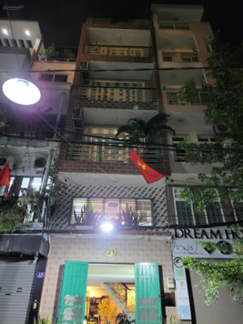 Chính chủ cần bán căn nhà số 21 khu Cư xá Trần Quang Diệu, P. 14, quận 3