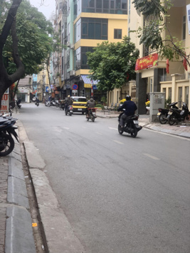 Bán nhà phố Bà Triệu - Ngõ thông - Chỉ 3 tỷ 550