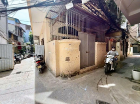 GỐC LÕI BA ĐÌNH - GẦN ÔTÔ - LÔ GÓC SIÊU THOÁNG - NGÕ THÔNG BA GÁC - SỔ ĐỎ HOA KHÔI