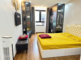 Rẻ nhất phố Trần Khát Chân - gần hồ, gần công viên