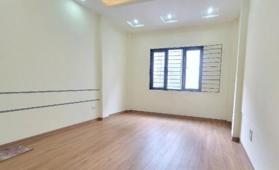 Bán nhà ÁI MỘ BỒ ĐỀ 8 tỉ ô tô dân xây ở luôn, ngõ thông