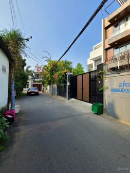 Bán lô đất 92m2, giá 7 tỷ, mặt tiền đường Lê Đình Quản TP Thủ Đức. LH: 0902 126 ***