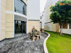 Chính chủ bán duy nhất 01 căn đơn lập Verosa Park 527,5m2 nhà thô, giá bán 57 tỷ, sổ hồng riêng