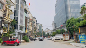 Chính chủ Bán nhà ngõ 36 Giang Văn Minh DT 88m2, MT 4.8m, ô tô tránh, vỉa hè, 2 thoáng