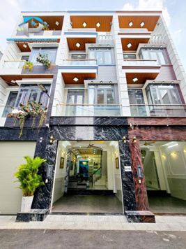 Bán nhà phố hiện đại xe hơi để trong nhà khu dân cư The Sun Residence Nhà Bè - 6.4 tỷ, 4x13m