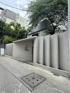Chiếc nhà từng được VTV lên sóng (15x25m)có sân vườn siêu hiếm Quận 1 chỉ 90tr/tháng