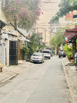 Chính chủ bán nhà gấp để chia tài sản, hẻm xe tải tránh, P. 12, Gò Vấp, 4 tầng, 4x12m, giá 6 tỷ 7