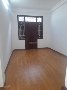 Chính chủ bán nhà số 9 ngõ 350/12 Kim Giang. DT 30m2*4 tầng, giá 7.4 tỷ