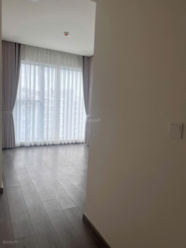 Cho thuê căn hộ 120.7m2 (3PN, 3WC) tại phân khu Diamond Centery