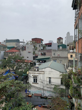 Bán gấp nhà riêng tại Thụy Khuê, 12,5 tỷ, 45 m2, đẹp, nhiều tiện ích