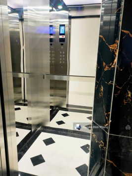 Nhà đẹp giá tốt 8.65 tỷ bao đẹp .Trung tâm Lê lợi Hà Đông. 30m2 x 5T full NT.Lắp Thang máy xịn sò