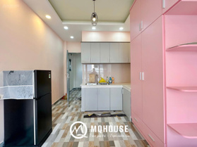 Căn hộ full nội thất, ban công tone màu hồng ngay 3/2 Quận 10 gần tòa nhà Viettel