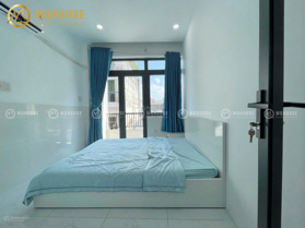 Căn Hộ 2 Phòng Ngủ Rộng 70m2 Ban Công ngay Vòng Xoay Lăng Cha Cả quận Tân Bình