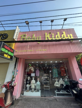 Sang shop thời trang trẻ em Hoàng Diệu 2, DT: 4x9,5m, mb 13tr/ tháng