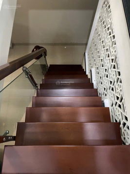 H4m Tân Hương & Đô Đốc Long đầy đủ nội thất, xách vali vào ở ngay nội thất: Giường, bàn, tủ, Kệ
