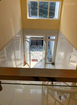 Cần bán nhà Q12 đường Tô ký. Dt 3.1mx15,5m, nở hậu 3.5m.