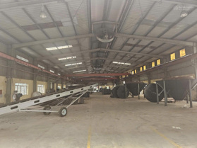 Cho thuê kho, nhà xưởng giá chỉ 70 nghìn/m2/th tại Chúc Sơn, Hà Nội, diện tích 1300m2