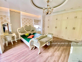 Biệt thự sân vườn khu ĐTM Dịch Vọng 268m2. Giá 71,5 tỷ (có tl)