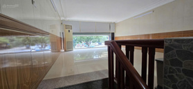 Cho thuê nhà MP Trần Vỹ, 50/55m2, 9 tầng, MT 5.5m, VP, KD, đào tạo, 50tr