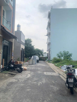 Bán đất hẻm nhựa đường 18B, BHHA, Bình Tân. 4.5x11.6m, Giá 4,2 tỷ còn bớt.