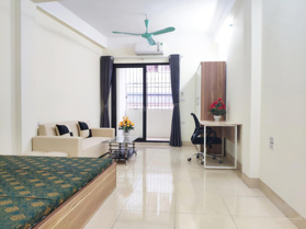 Cho thuê căn hộ cao cấp cực đẹp đủ đồ thang máy Đỗ Đức Dục