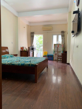 Nhà riêng cho thuê tại Yên Hòa, Cầu Giấy, Hà Nội với diện tích 60m2, thiết kế 3PN + 3WC giá 15tr