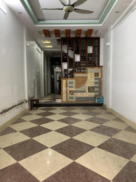 Cho thuê nhà Phạm Tuấn Tài, ô tô, thang máy, 45m2, 6 tầng, 18tr/th