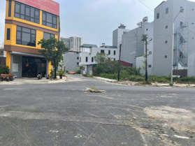 Chính chủ bán đất dịch vụ Dương Nội lô góc ô tô kinh doanh mặt tiền rộng hơn 11m giá 8 tỷ