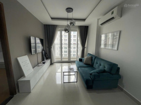 Cho thuê căn hộ Sky Center - Phổ Quang, 74m2, 2PN, 2WC, full NT giá 17tr (TL). LH 0933 481 089