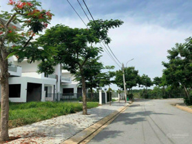 Bán căn Villa nghỉ dưỡng Cần Giờ, 405m2 sổ hồng đường nhựa 16m KDC Phước Lộc